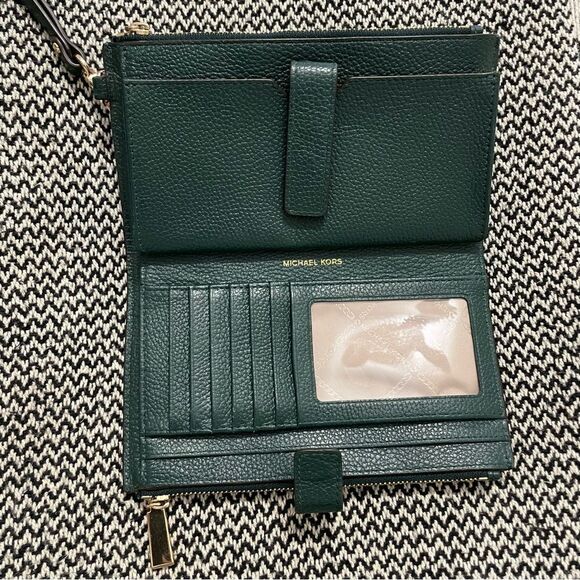 Michael Kors Double Zip Wallet/Phone Case Wristlet Green Leather - Picture 4 of 14